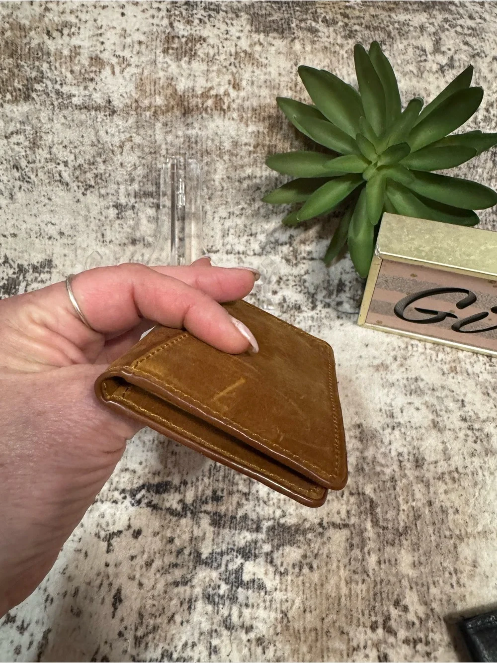 Lanikai Wallet Cardholder
